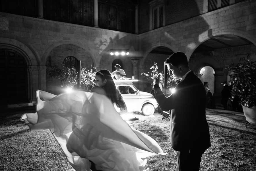 italian destination wedding in tuscany siena