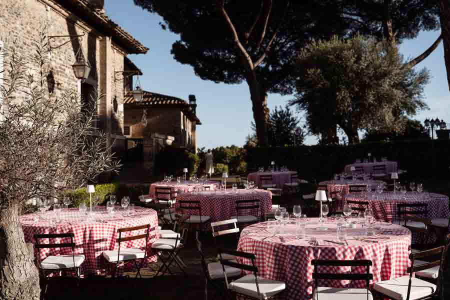 pizza party & pool Party in the castel