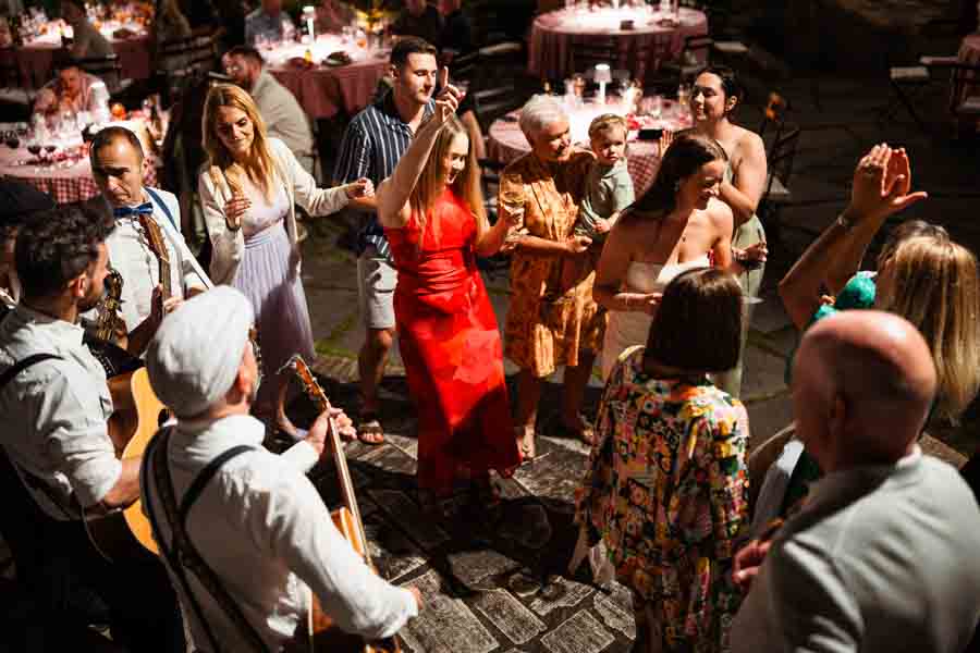 pizza party & pool Party in the castel