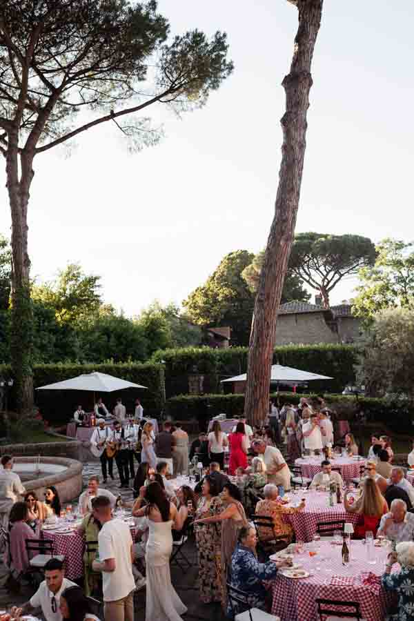 pizza party & pool Party in the castel
