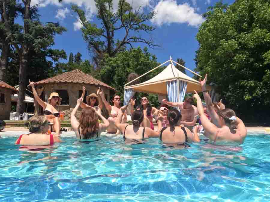 pizza party & pool Party in the castel